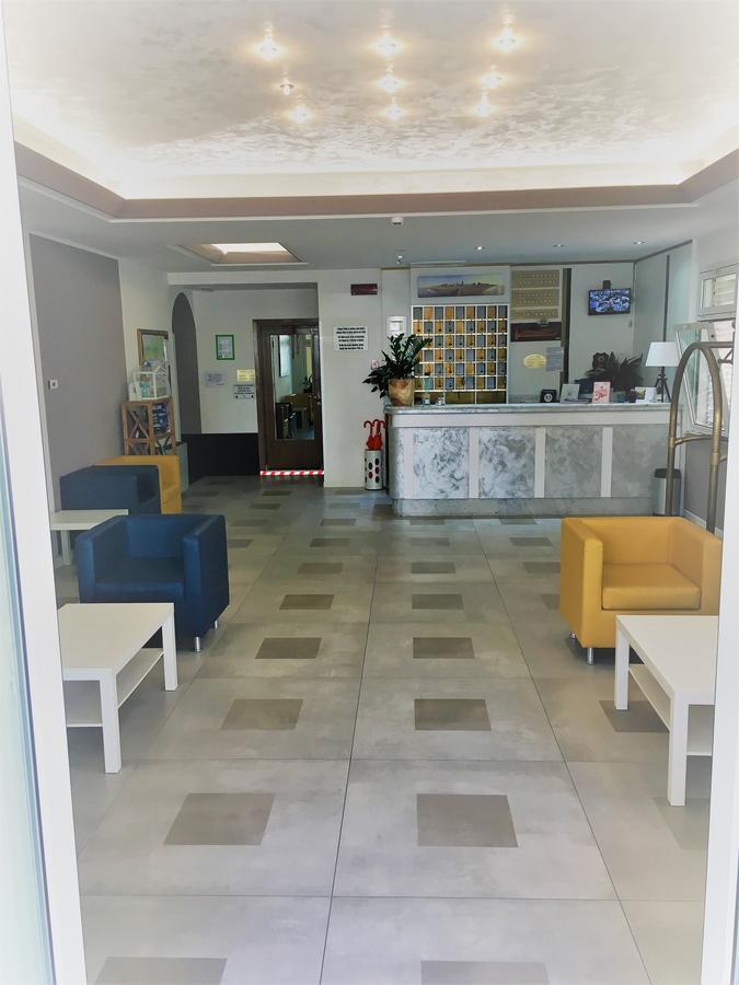 Hotel Al Mare Lido di Jesolo Esterno foto