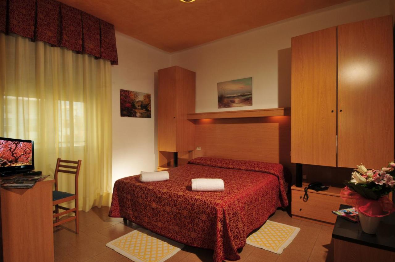 Hotel Al Mare Lido di Jesolo Camera foto